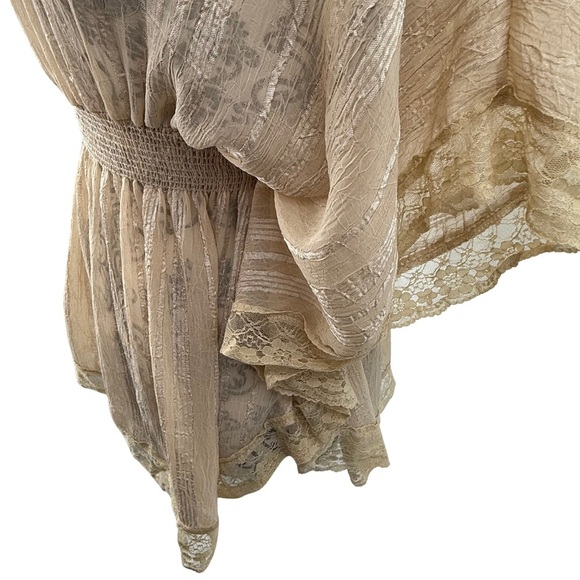 2B Bebe Vintage Y2k Cream Blouse with Dolman Sleeves and Embellished Details - Picture 11 of 12